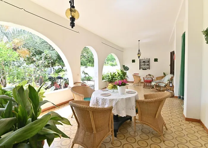 Izzhome Coloniale